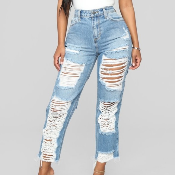 fashion nova ripped boyfriend jeans